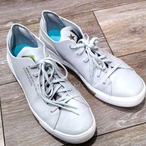 Converse mens grey leather and suede sneakers. Size 11 mint condition